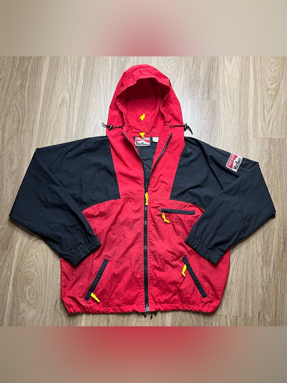 Vintage Marlboro Adventure Team Windbreaker Nylon Hiking Jacket Size L